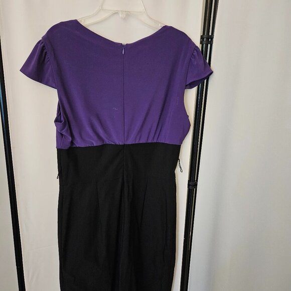Dress - Picture 1 of 2